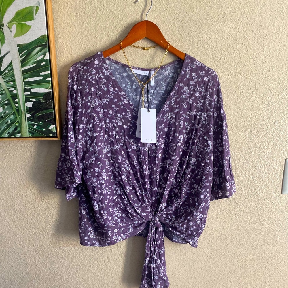L U Q Purple Floral Top 🌼